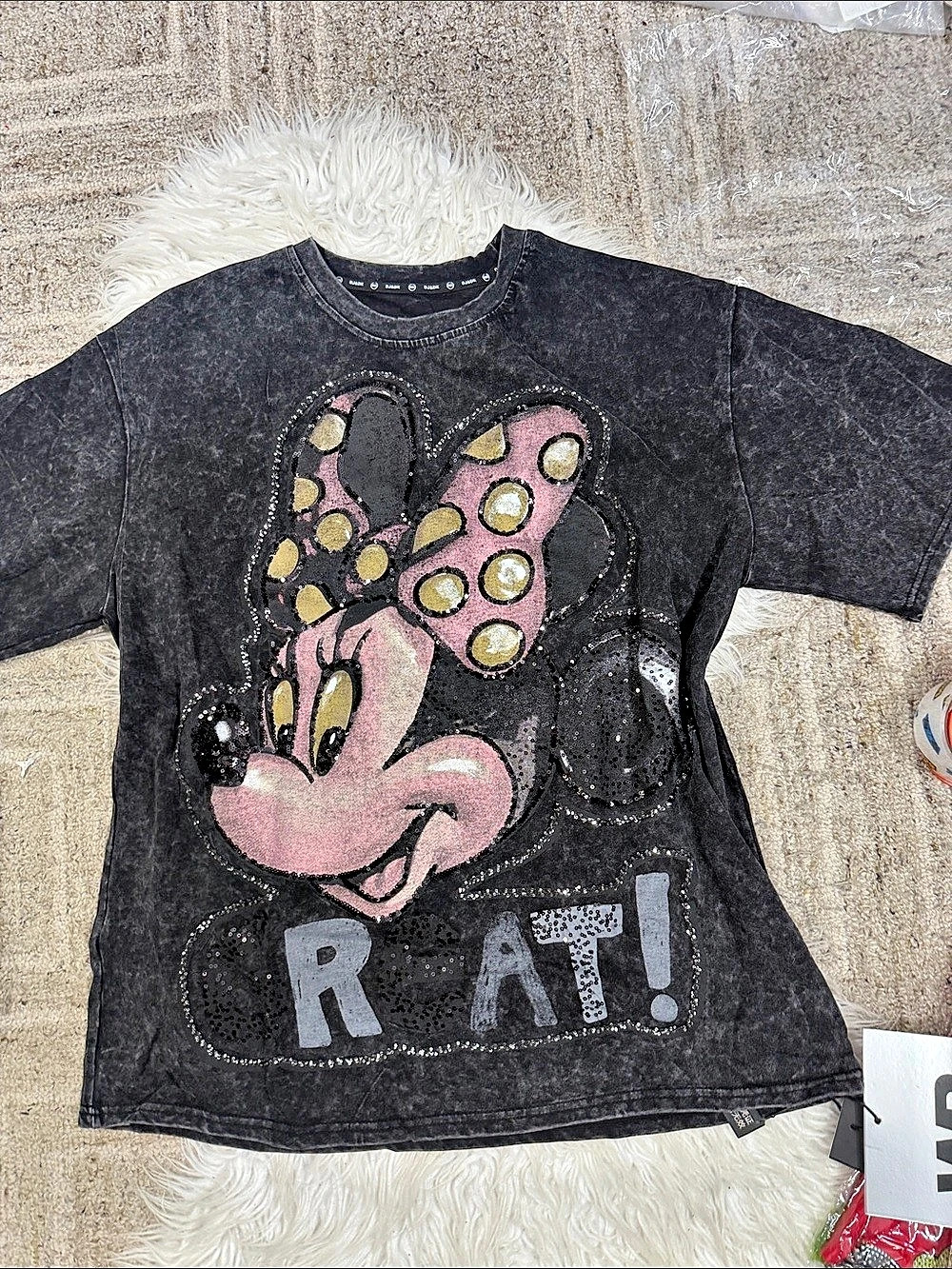 Minnie Mouse Rat Graphic Tee Black